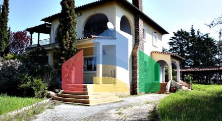 For Sale - Villa 320 m² in the suburbs of Thessaloniki