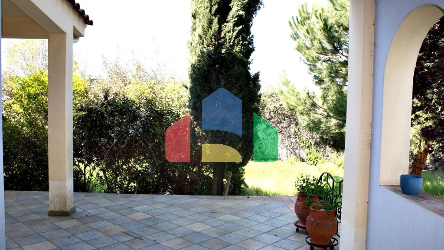 Продаж - Вілла 320 m² в передмісті Салонік