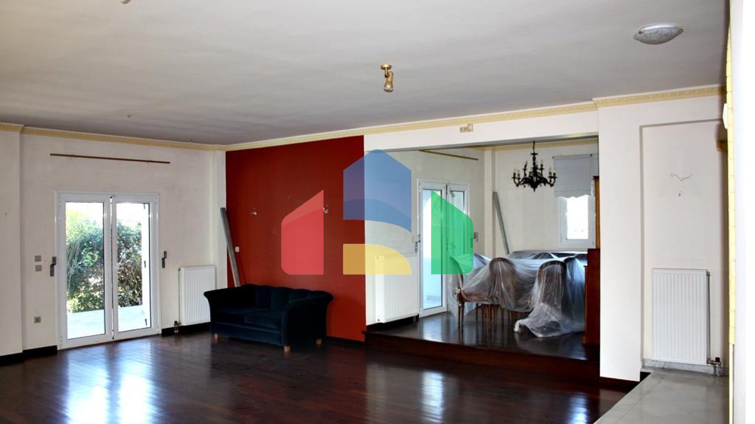 Продаж - Вілла 320 m² в передмісті Салонік