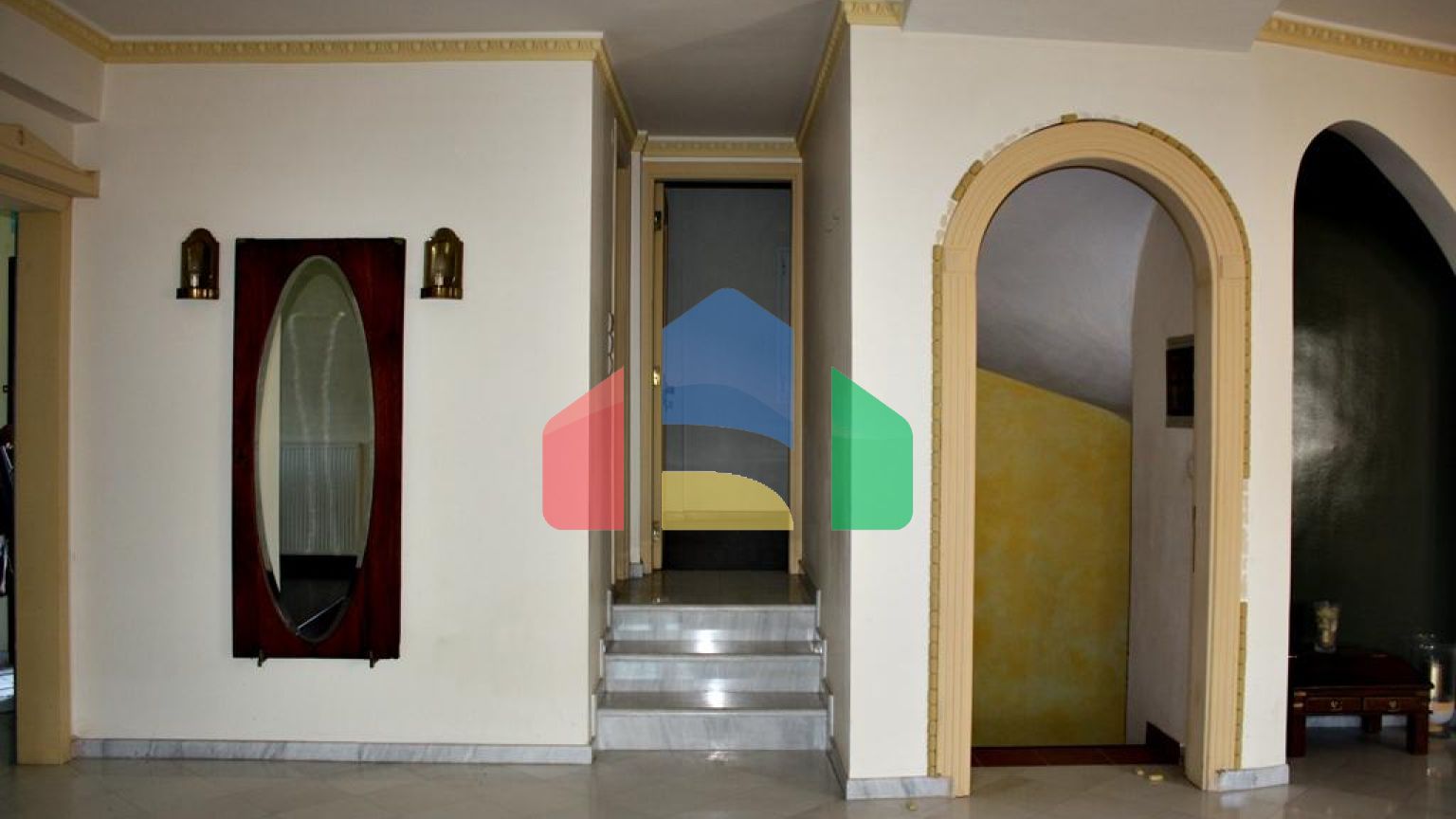 Продаж - Вілла 320 m² в передмісті Салонік