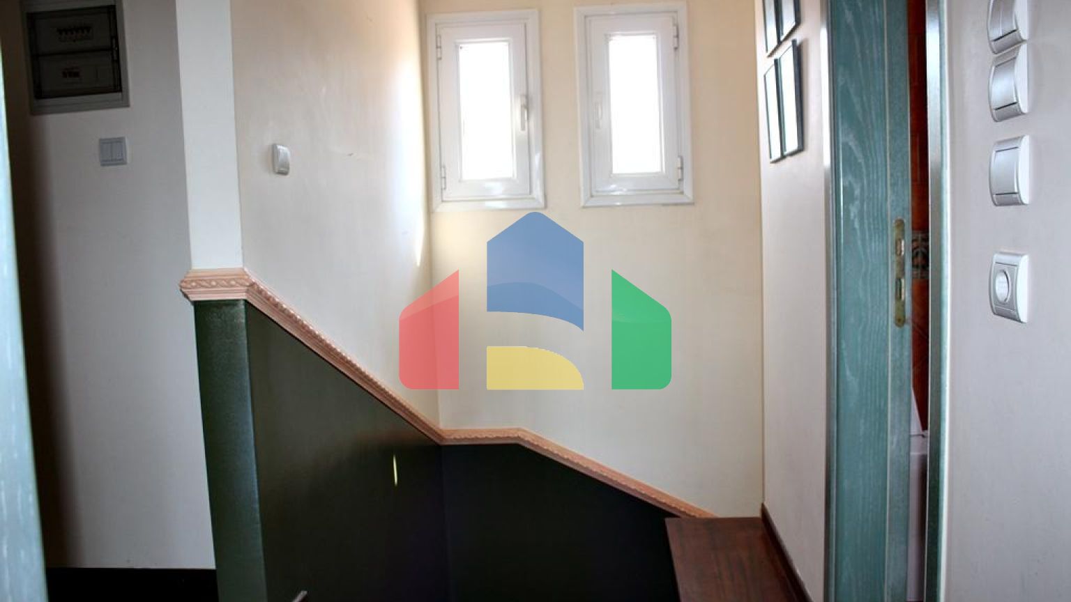 Продаж - Вілла 320 m² в передмісті Салонік