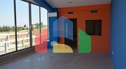Продажа - Здание 600 m² в пригороде Салоник