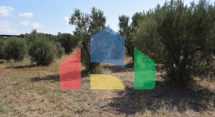 Продажа - Здание 600 m² в пригороде Салоник