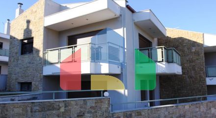 Продажа - Таунхаус 135 m² в пригороде Салоник