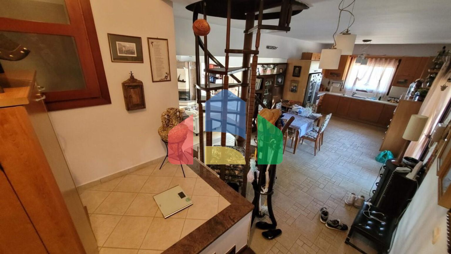 Продажа - Вилла 480 m² в пригороде Салоник