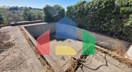 Продажа - Вилла 480 m² в пригороде Салоник Продажа - Вилла 480 m² в пригороде Салоник