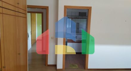 Продаж - Котедж 470 m² в передмісті Салонік