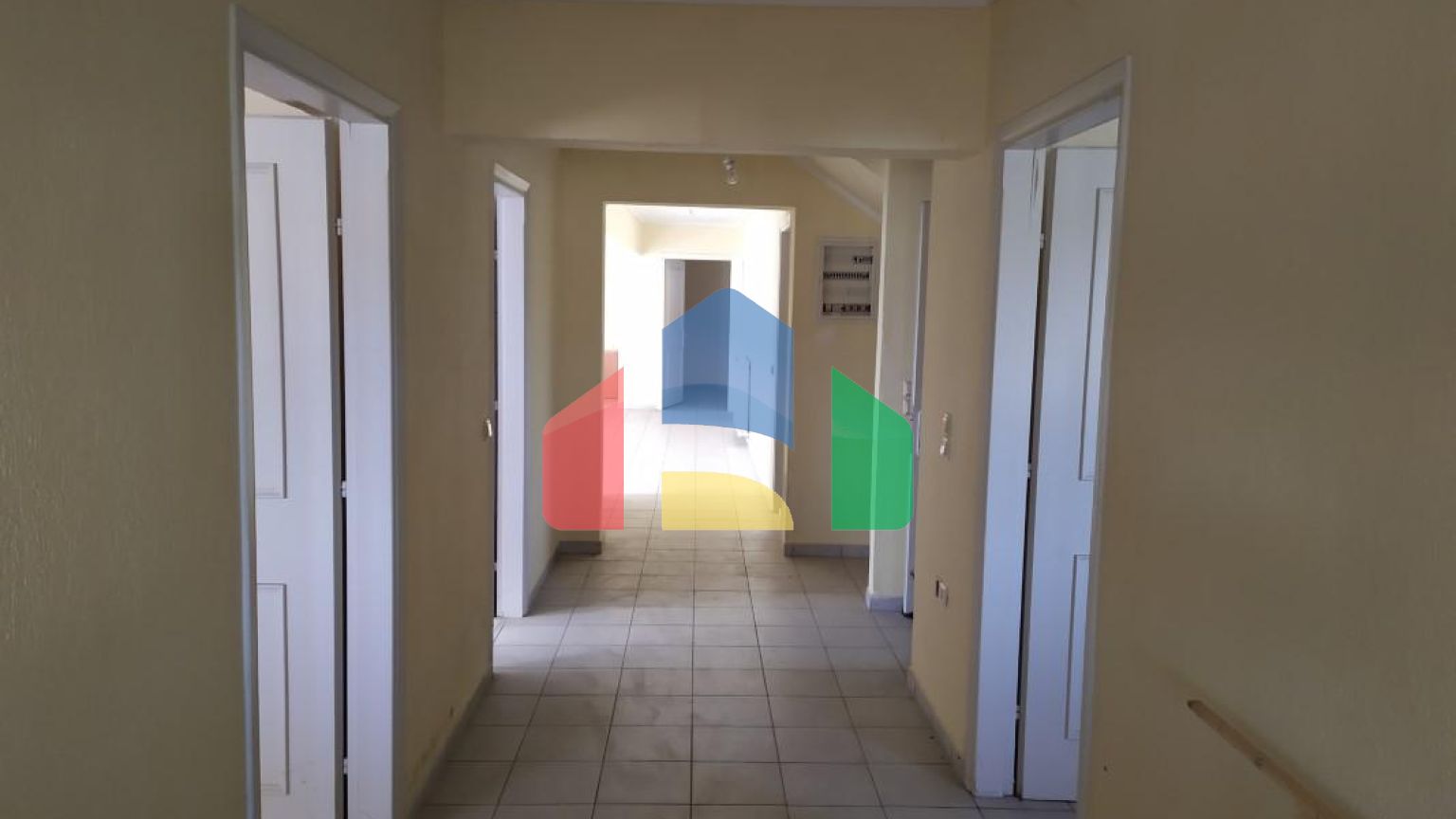 Продаж - Котедж 470 m² в передмісті Салонік