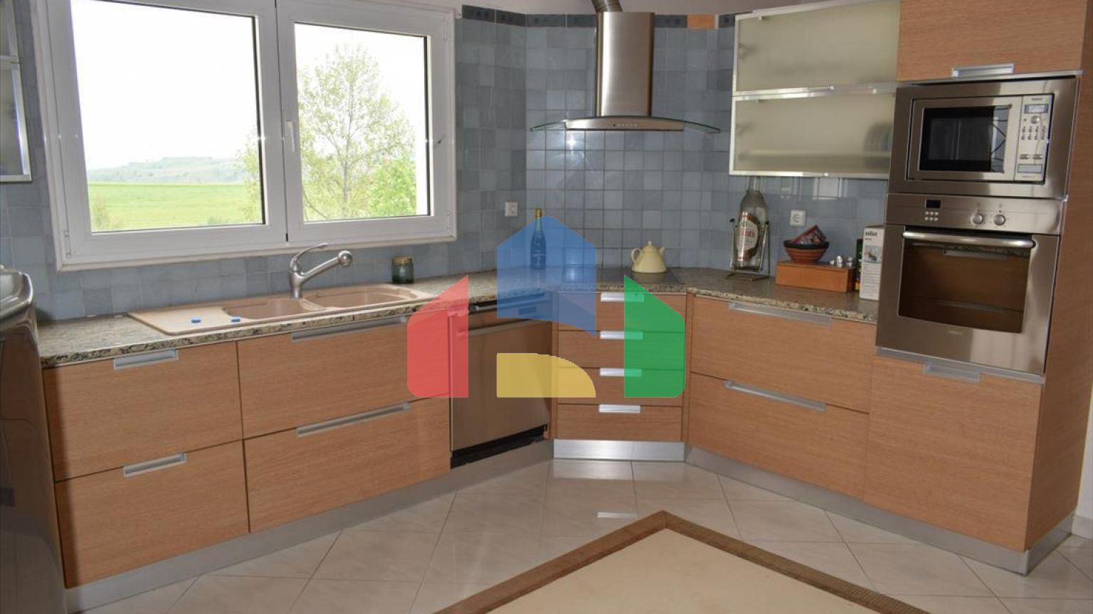 Продажа - Вилла 600 m² в пригороде Салоник