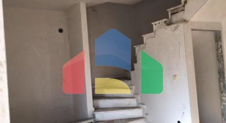 Продаж - Таунхаус 125 m² в передмісті Салонік