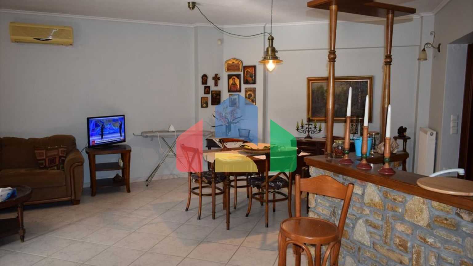 Продаж - Котедж 400 m² в передмісті Салонік