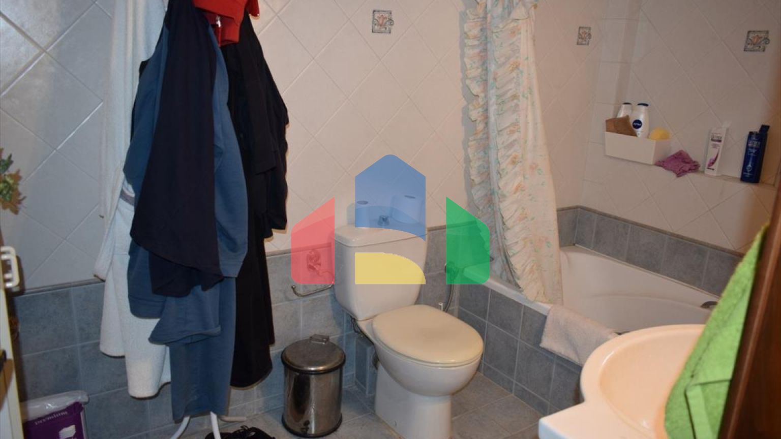 Продаж - Котедж 400 m² в передмісті Салонік