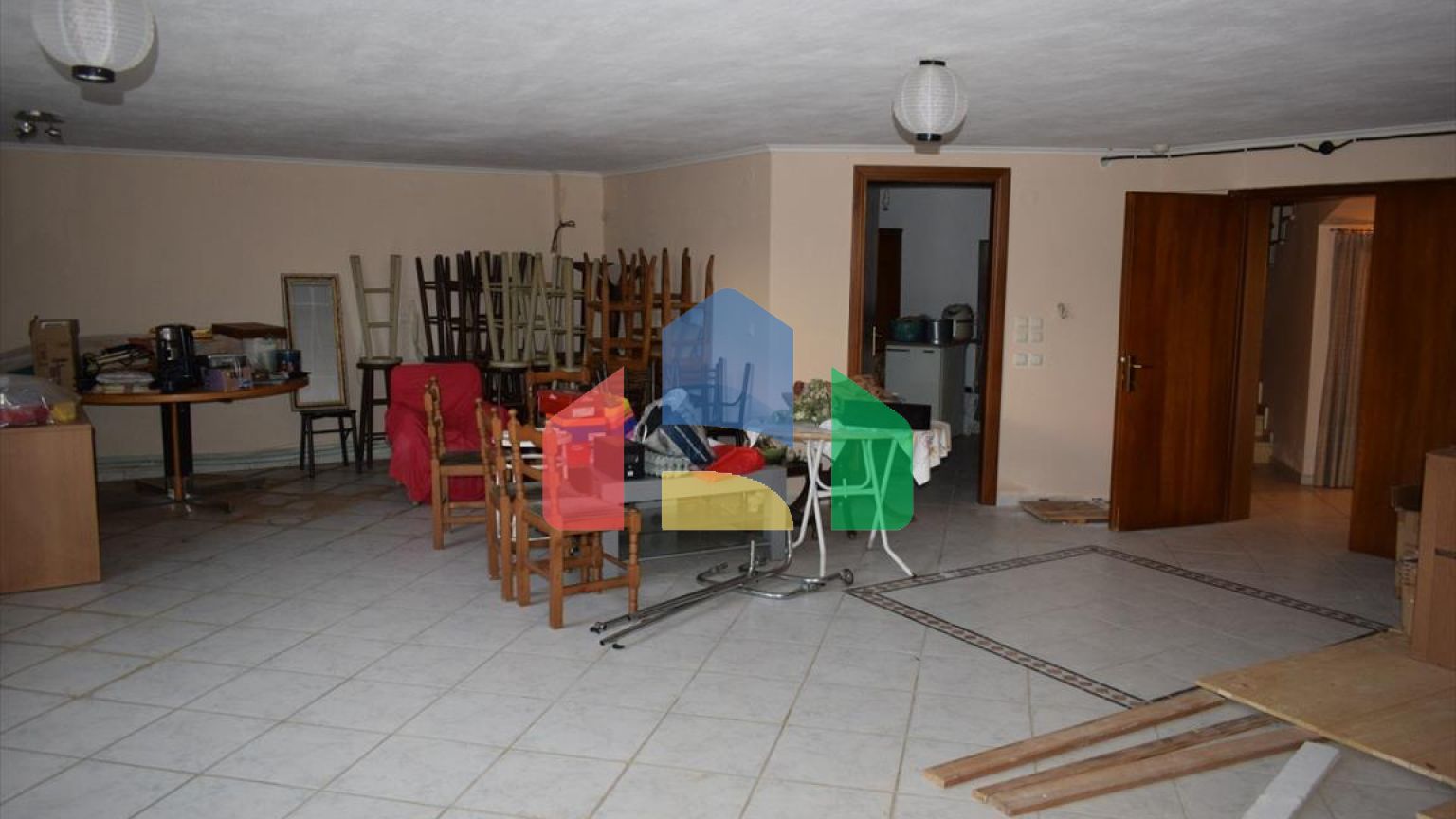 Продаж - Котедж 400 m² в передмісті Салонік