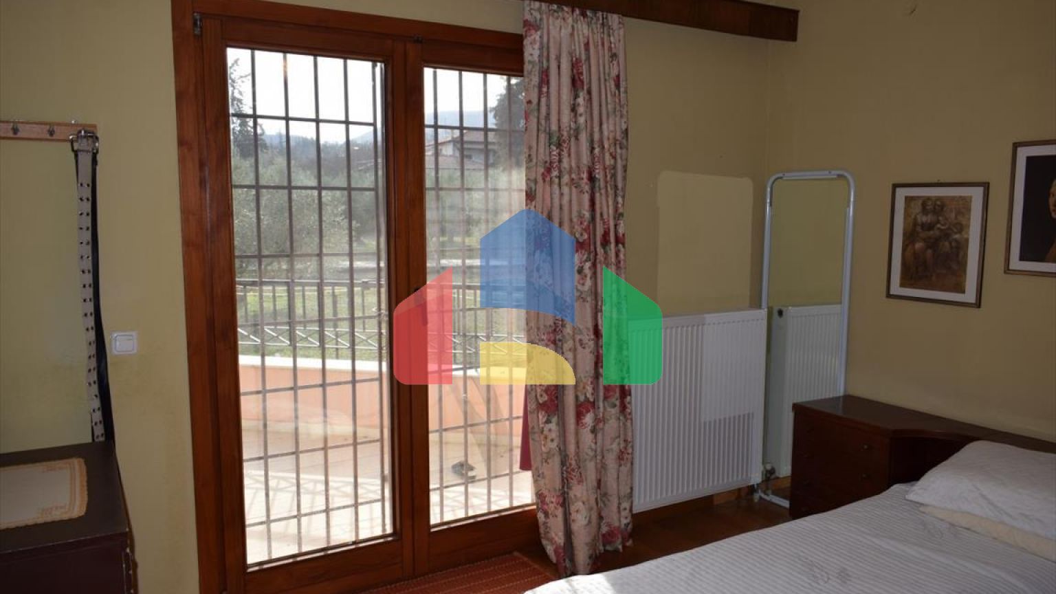 Продаж - Котедж 400 m² в передмісті Салонік