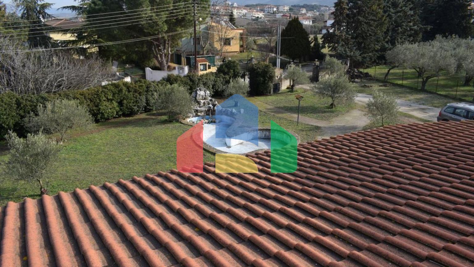 Продаж - Котедж 400 m² в передмісті Салонік