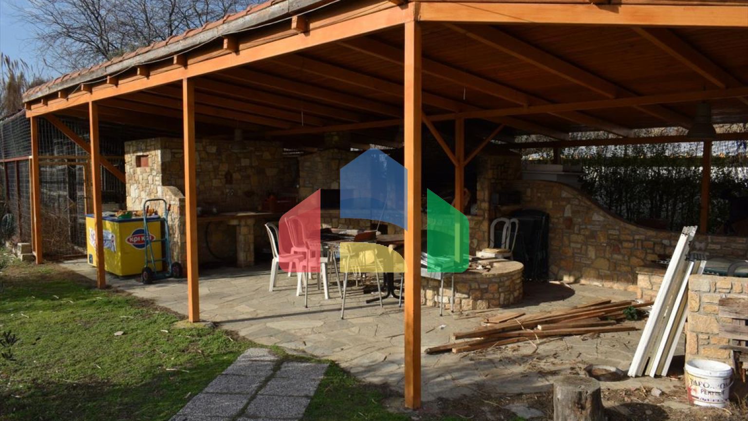 Продаж - Котедж 400 m² в передмісті Салонік