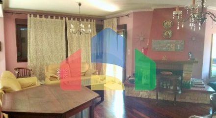 Продаж - Котедж 204 m² в передмісті Салонік