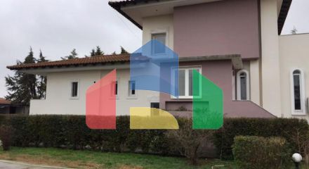 Продажа - Коттедж 180 m² в пригороде Салоник