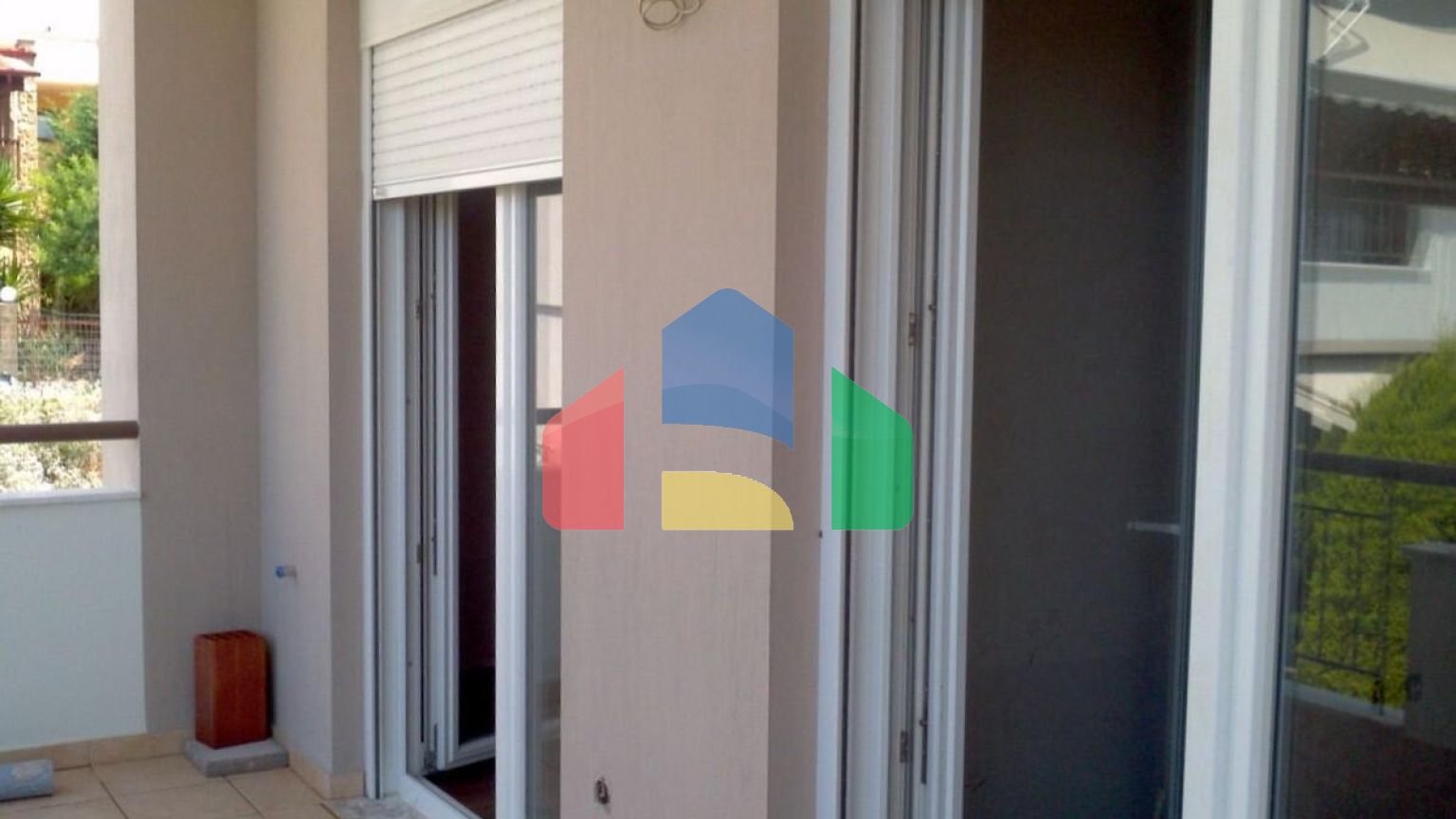 Продаж - Таунхаус 110 m² в передмісті Салонік