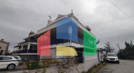 Продажа - Коттедж 230 m² в пригороде Салоник