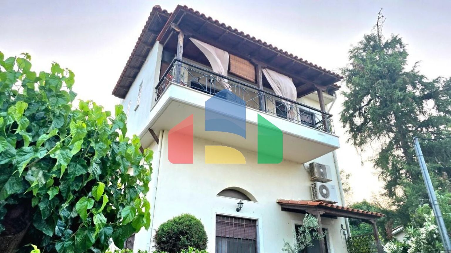 Продажа - Таунхаус 165 m² в пригороде Салоник