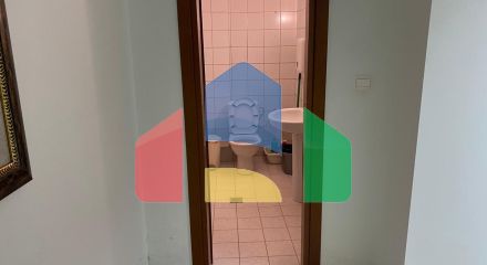 Продажа - Коммерческое помещение 68 m² в пригороде Салоник