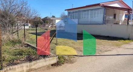 Продаж - Земельна ділянка 260 m² в передмісті Салонік