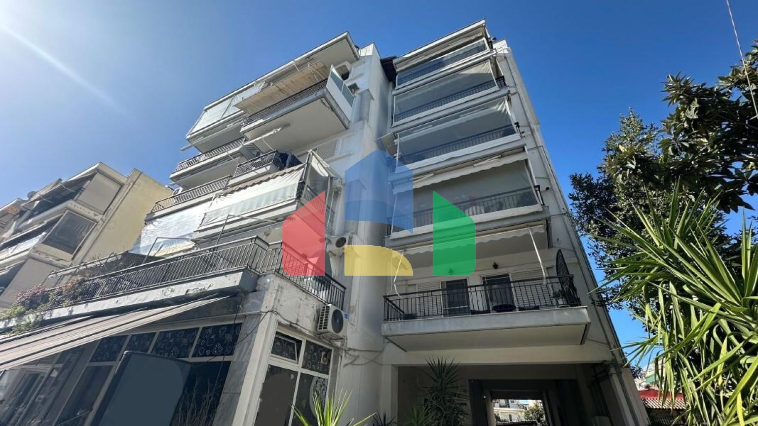 Продажа - Двухуровневая квартира 90 m² в пригороде Салоник