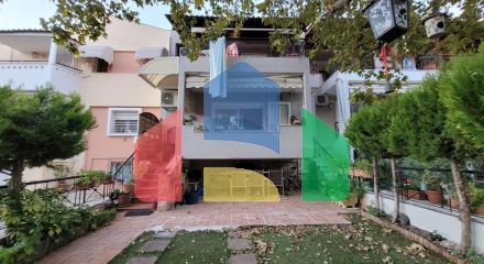 Продаж - Таунхаус 192 m² в передмісті Салонік