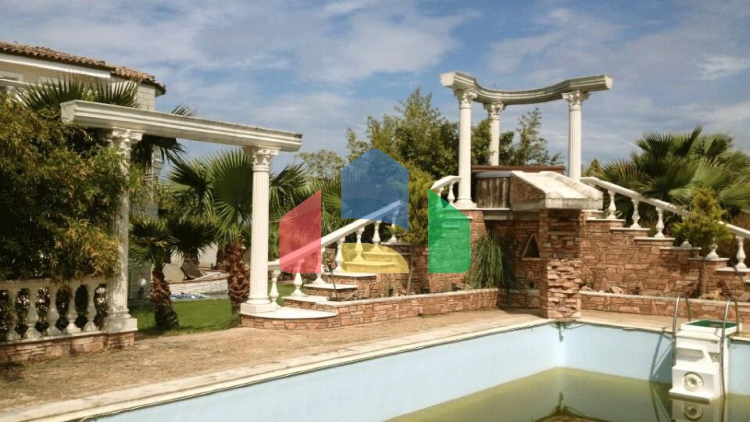 Продажа - Вилла 450 m² в пригороде Салоник