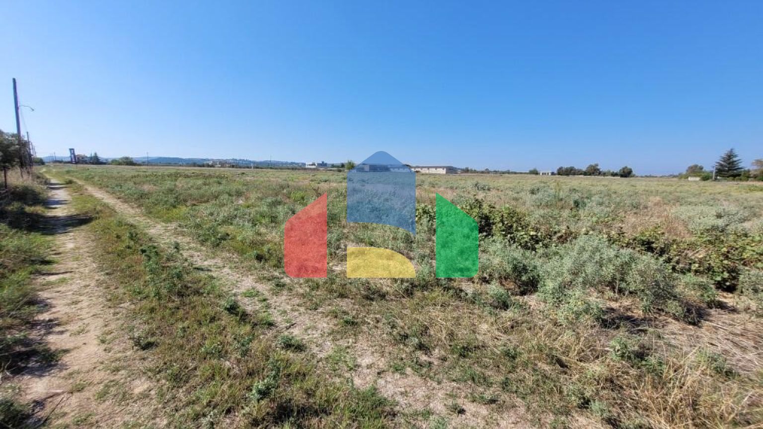 Продаж - Земельна ділянка 9000 m² в передмісті Салонік