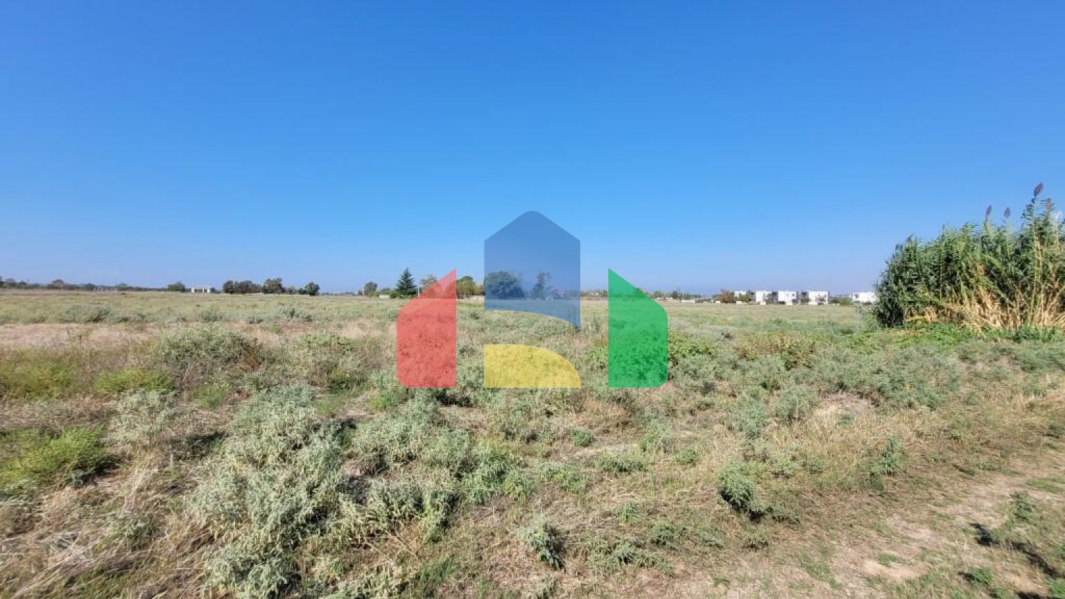 Продаж - Земельна ділянка 9000 m² в передмісті Салонік