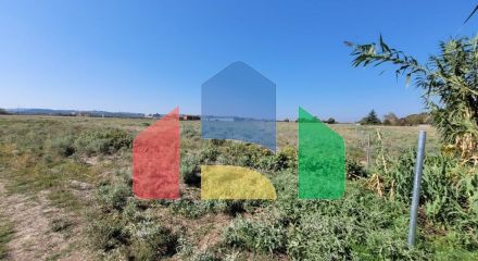 Продаж - Земельна ділянка 9000 m² в передмісті Салонік