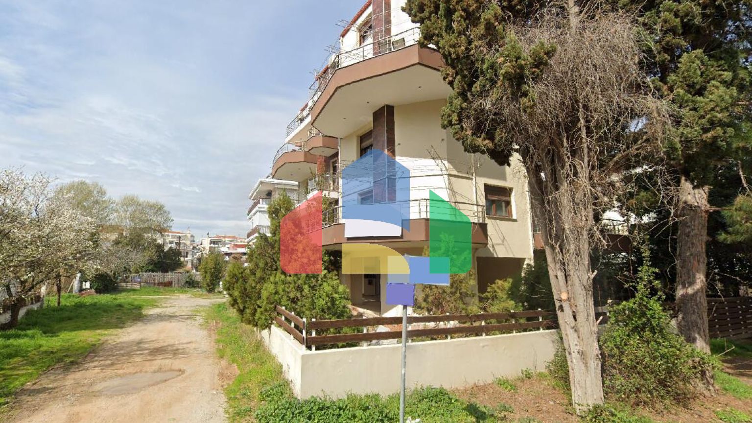 Продаж - Duplex 125 m² в передмісті Салонік