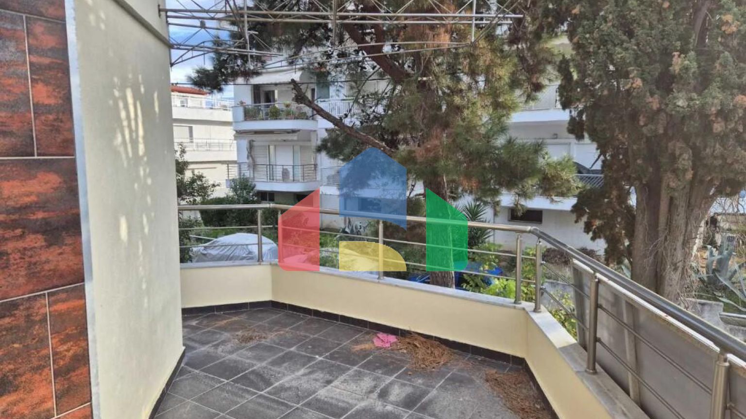 Продаж - Duplex 125 m² в передмісті Салонік