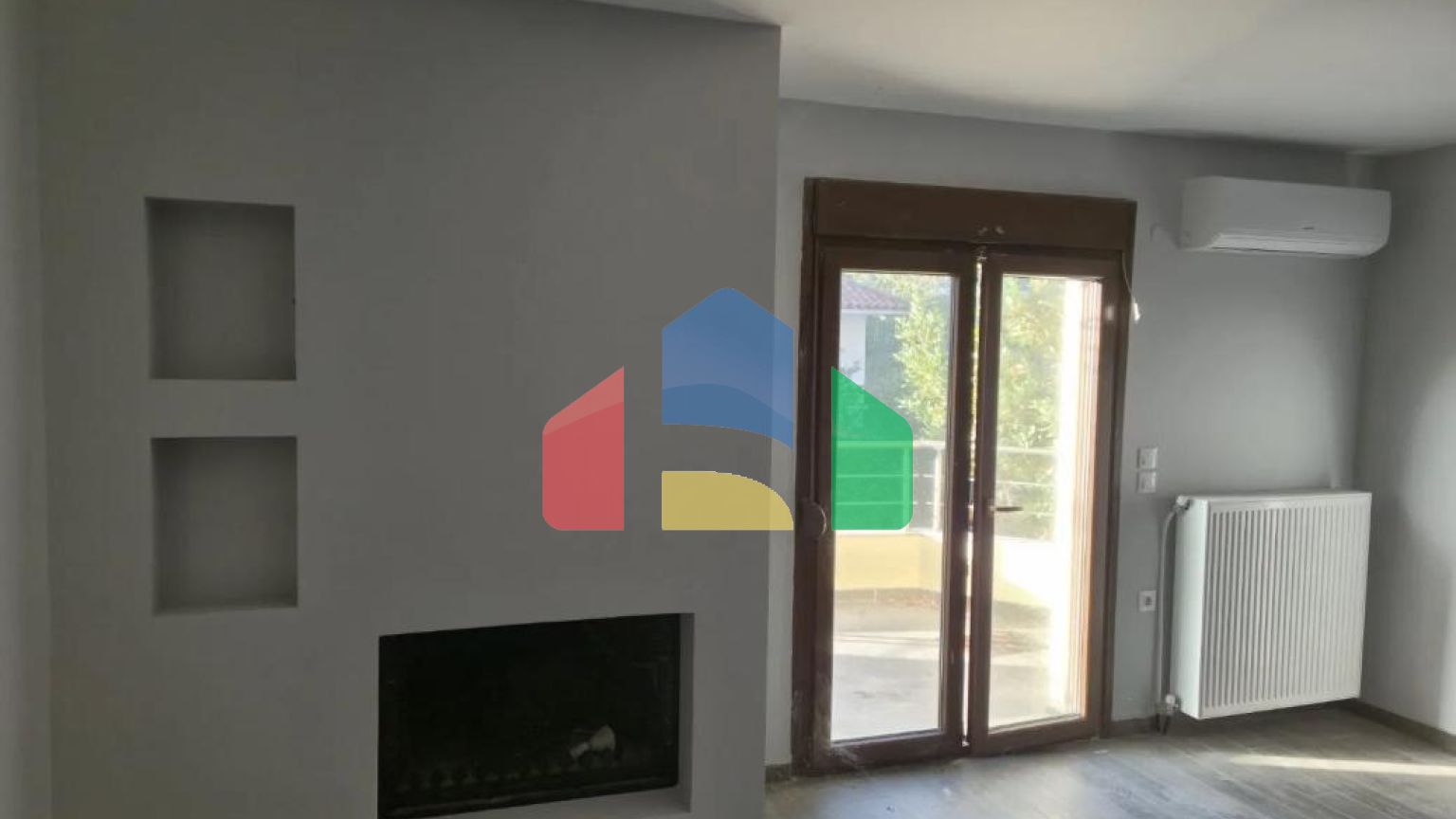 Продаж - Duplex 125 m² в передмісті Салонік