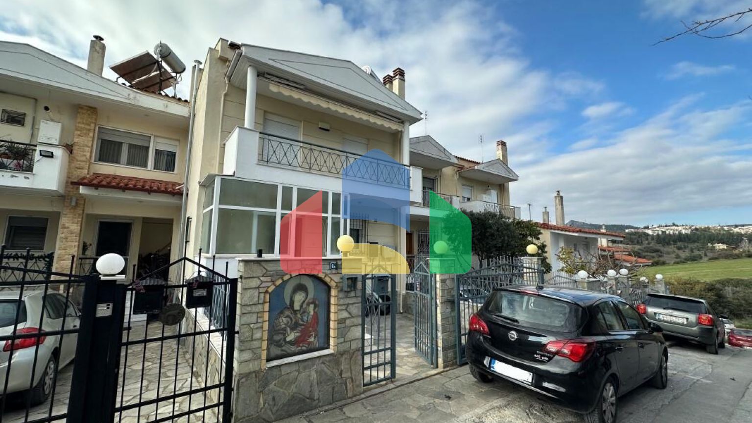 Продаж - Таунхаус 240 m² в передмісті Салонік