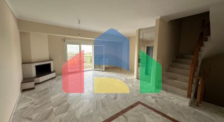 Продаж - Таунхаус 240 m² в передмісті Салонік