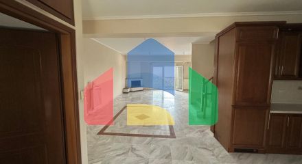 Продаж - Таунхаус 240 m² в передмісті Салонік