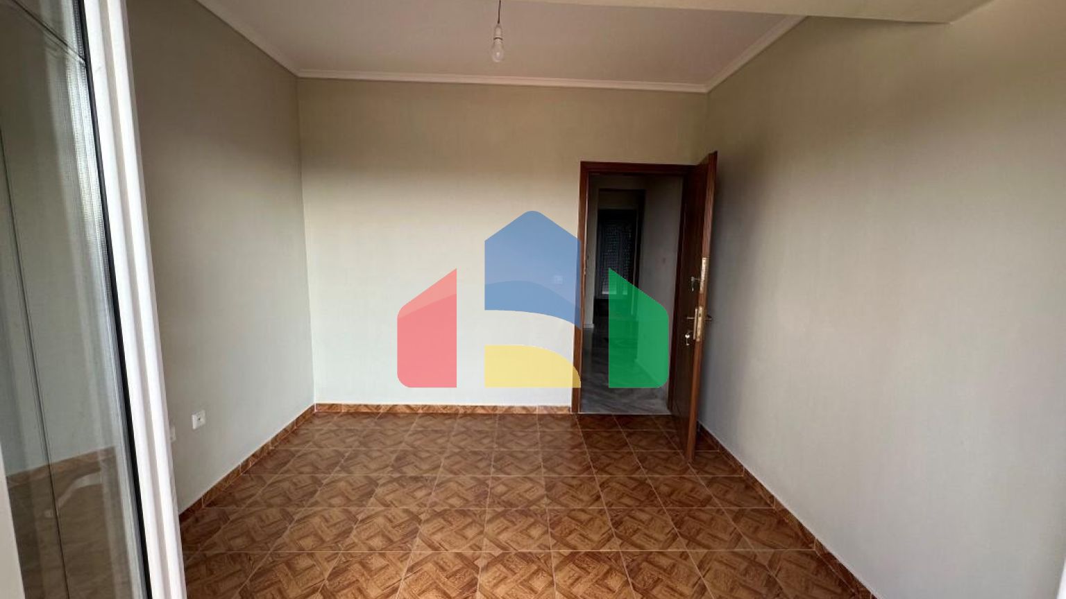 Продаж - Таунхаус 240 m² в передмісті Салонік