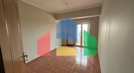 Продаж - Таунхаус 240 m² в передмісті Салонік