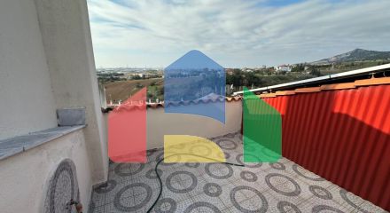 Продаж - Таунхаус 240 m² в передмісті Салонік