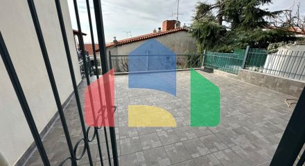 Продаж - Таунхаус 240 m² в передмісті Салонік