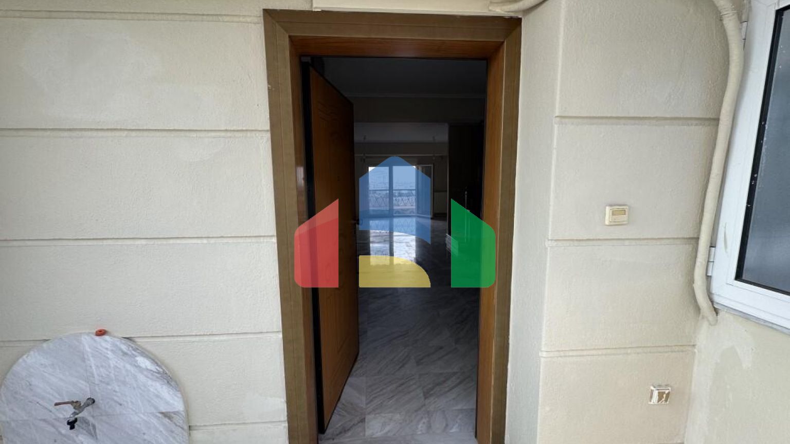 Продаж - Таунхаус 240 m² в передмісті Салонік