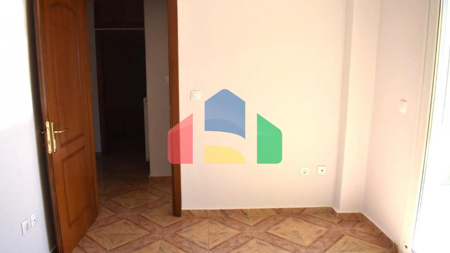 Продаж - Таунхаус 115 m² в передмісті Салонік