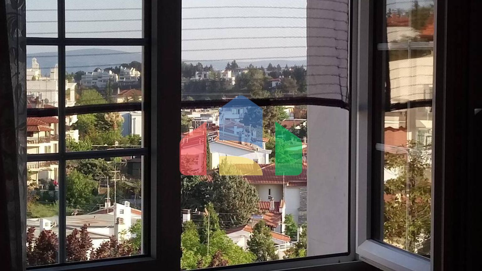 Продаж - Вілла 470 m² в передмісті Салонік