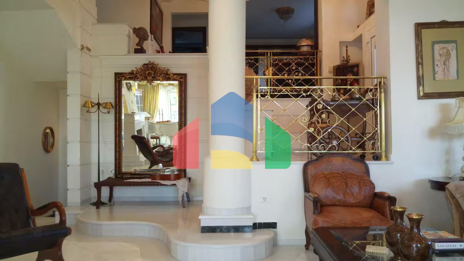 Продаж - Вілла 470 m² в передмісті Салонік