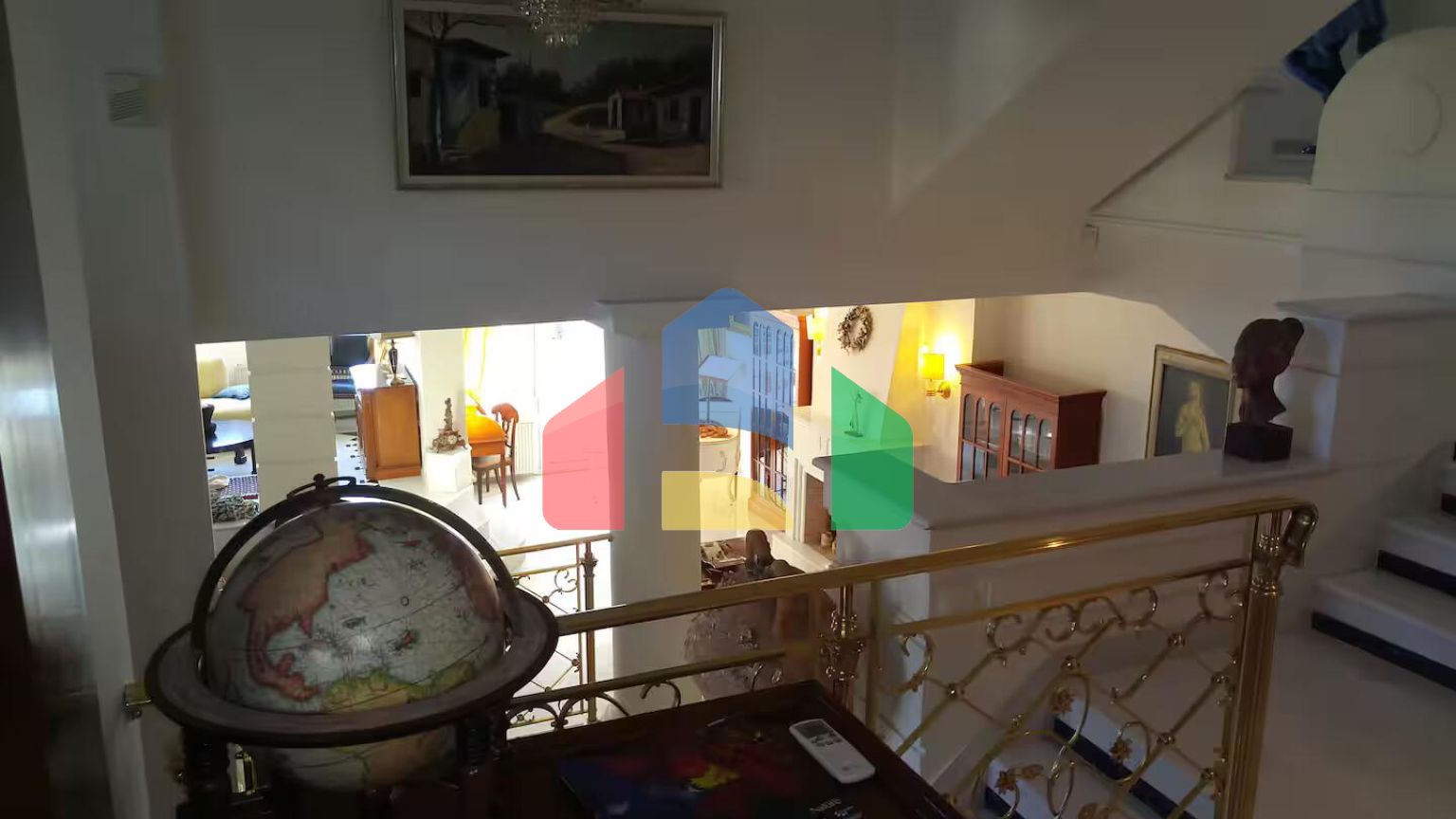 Продаж - Вілла 470 m² в передмісті Салонік