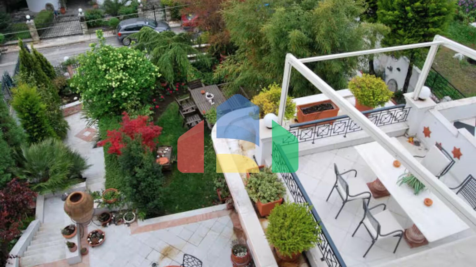 Продаж - Вілла 470 m² в передмісті Салонік