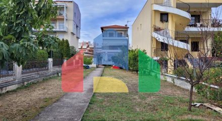 Продаж - Таунхаус 235 m² в передмісті Салонік